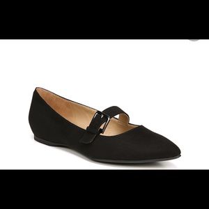 Naturalizer Womens Truly Pointed Toe T-Strap Mary Jane Flats NWT!